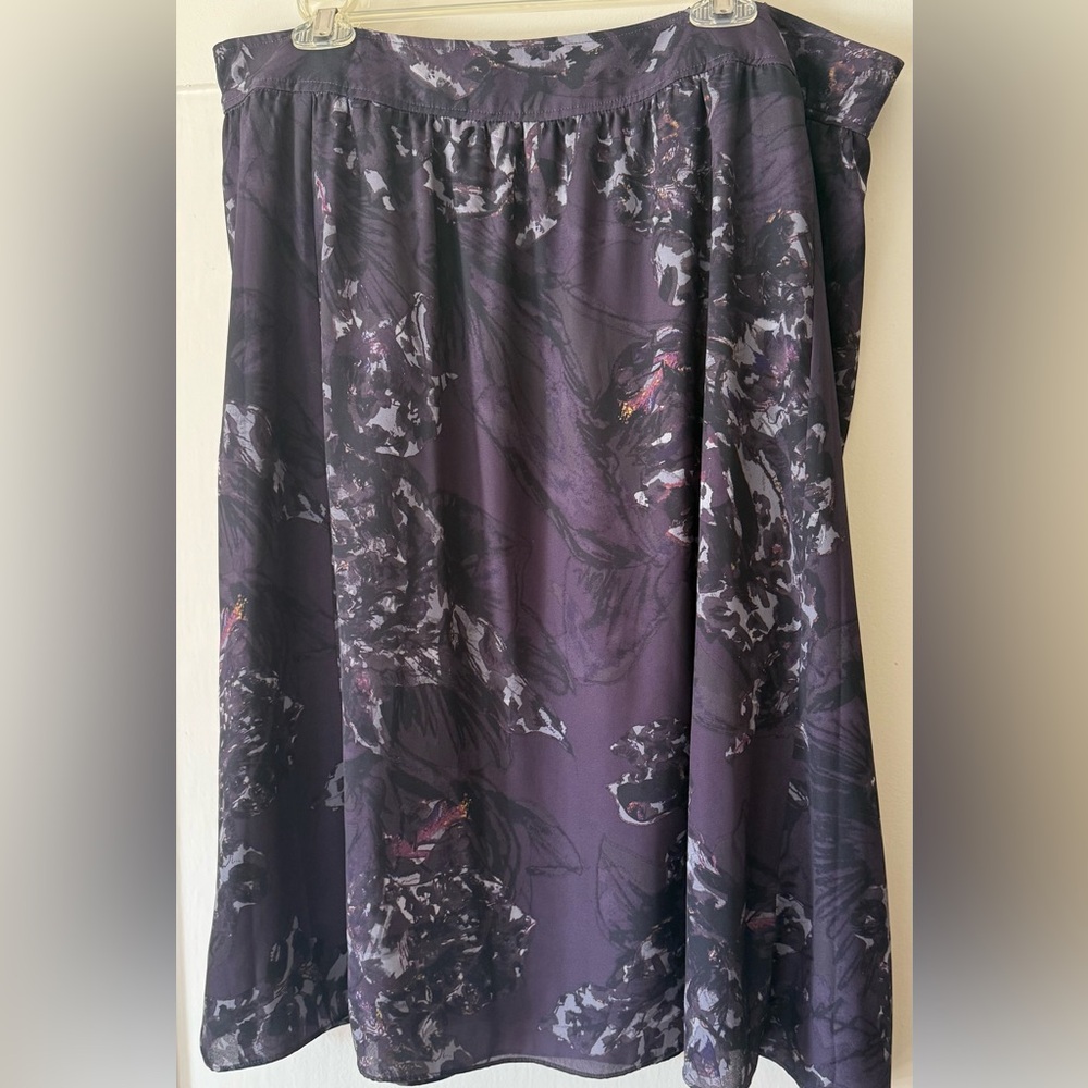 Sejour Dark Purple Floral Knee Length Skirt - Size 16W
